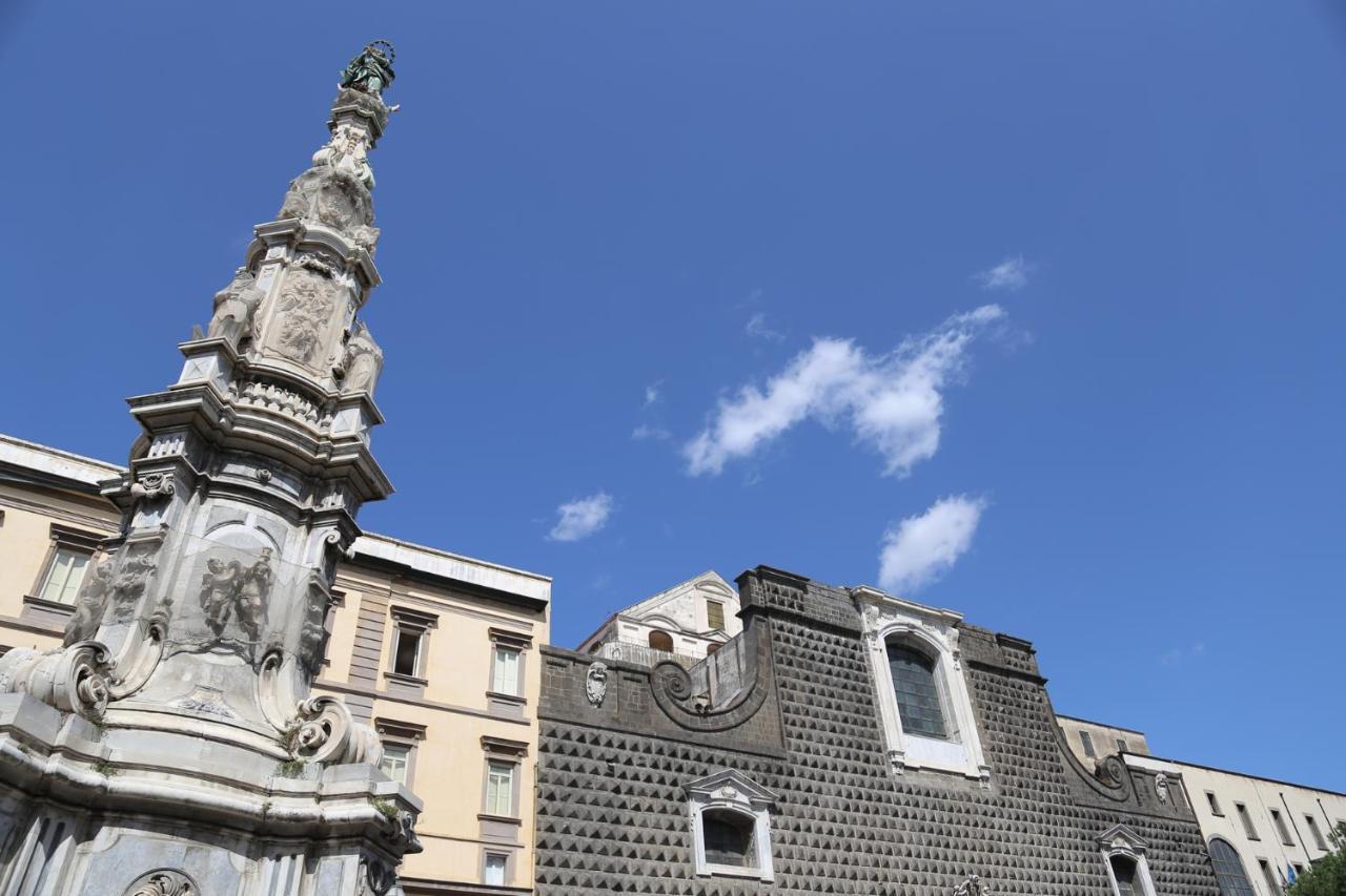Palazzo Carafa Della Spina - Maison De Charme Неаполь Экстерьер фото